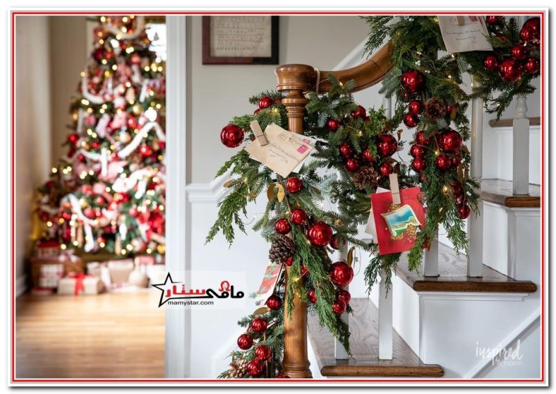 staircase christmas decorating ideas