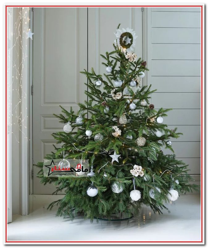 how to decorate a white christmas tree professionally