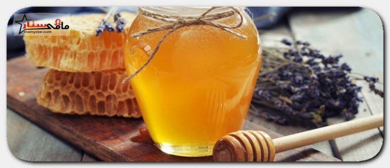 وصفة العسل والتوت البري لشد البشرة