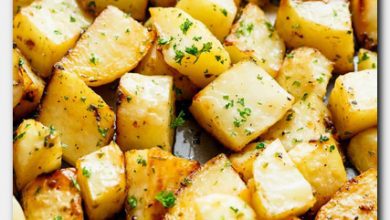 crispy garlic roasted potatoes