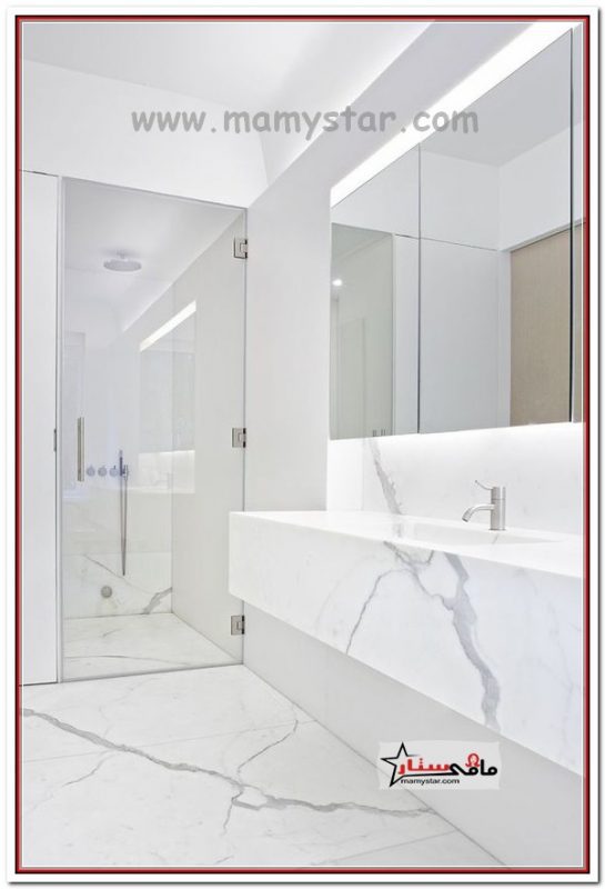 white bathroom decor 2024