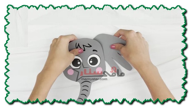 elephant handprint craft