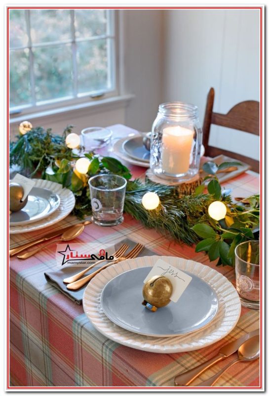 christmas garland for dining table